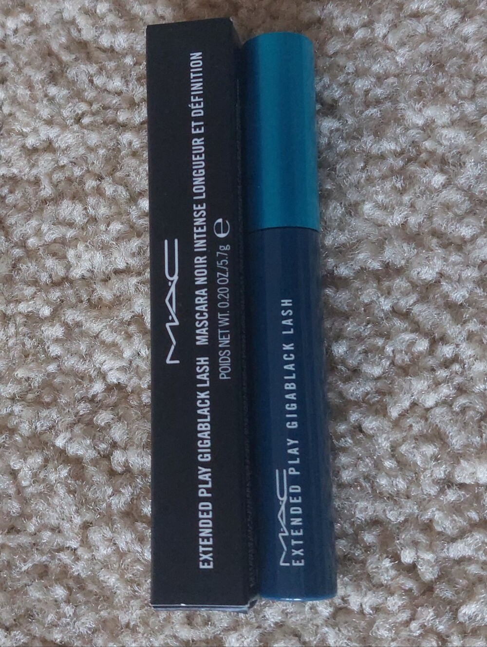 MAC Extended Play Gigablack Lash Mascara NWT